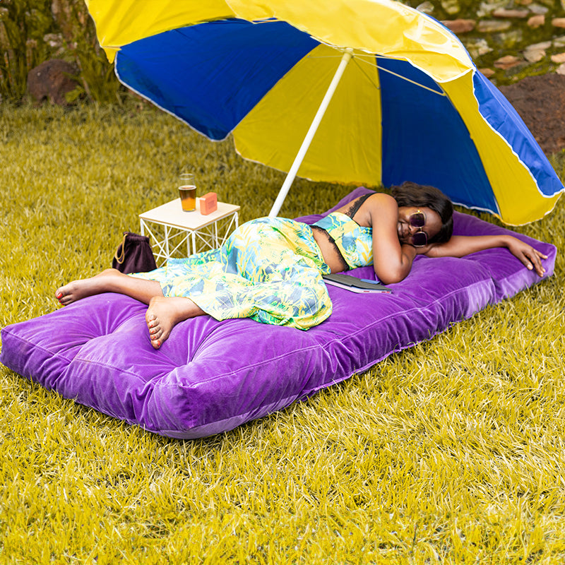 Spooned Day Bed- STRETCH