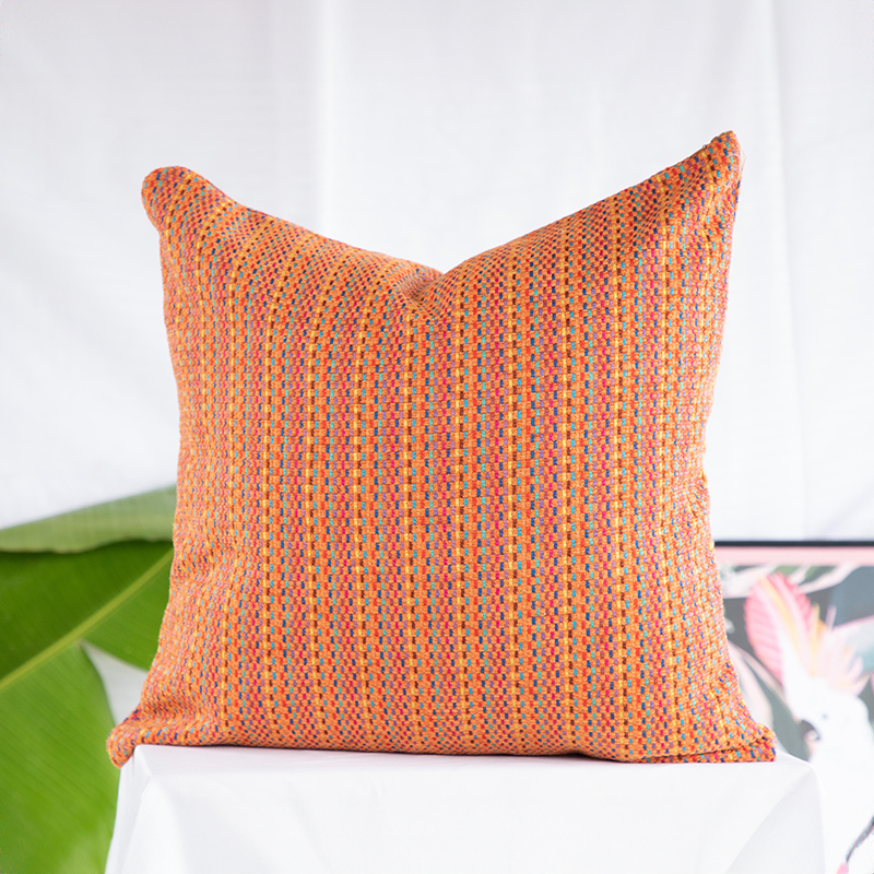 Spooned checkered pillows (20 x21)